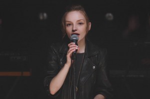 CHVRCHES 03